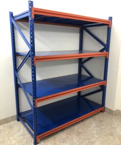 Kệ trung tải: dài 1500 x rộng 400,500,600 x cao 3,4 tầng