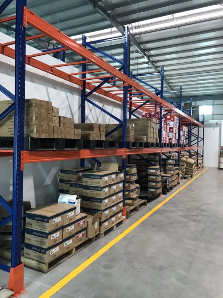 Kệ để pallet, kệ kho hàng 1,2,3 tầng: dài 2300,2500,2700mm tải nặng 500-3000kg/tầng