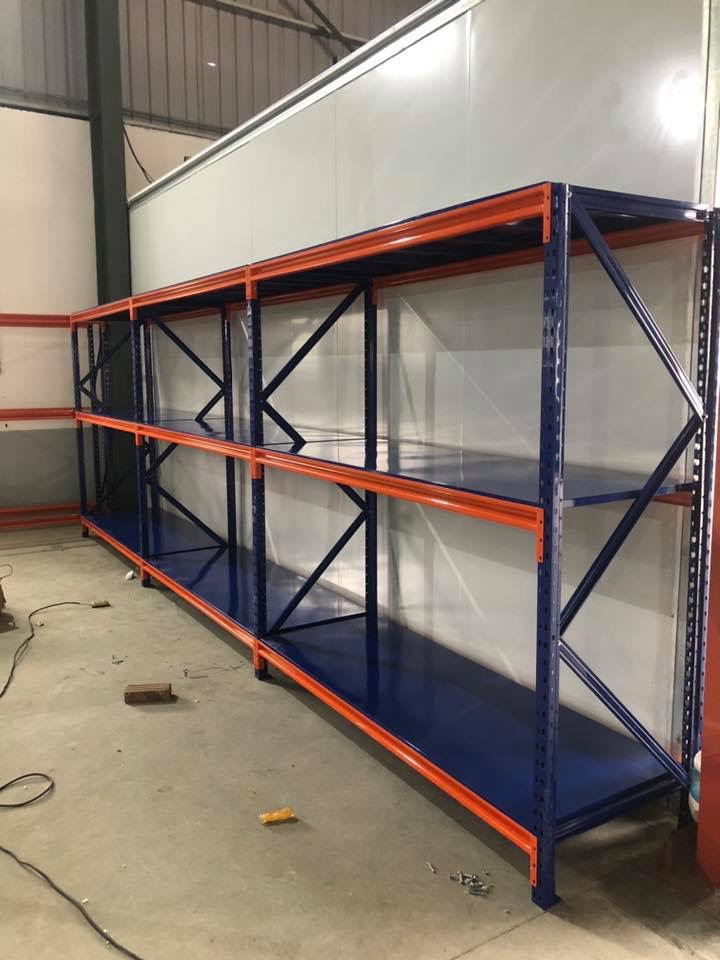 Kệ trung tải 3 tầng: dài 2000 x rộng 600 x cao 1500mm