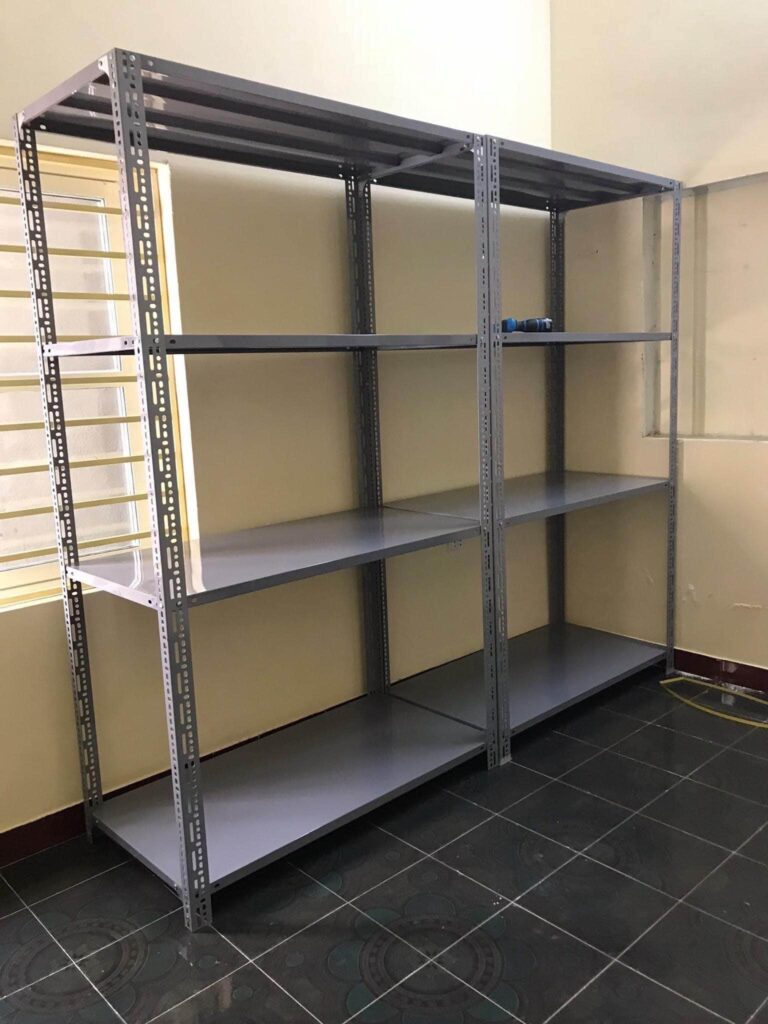 Kệ v lỗ 4 tầng: dài 1500 x rộng 400 x cao 1500