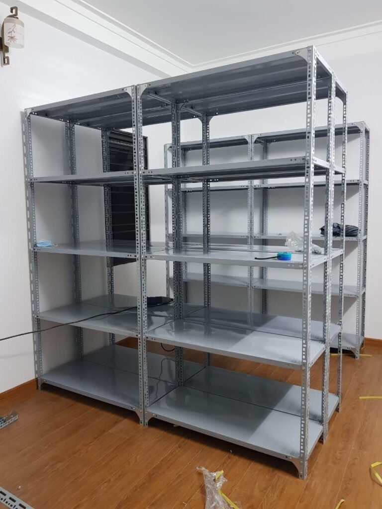 Kệ sắt v lỗ 5 tầng: dài 1200 x rộng 400 x cao 2000