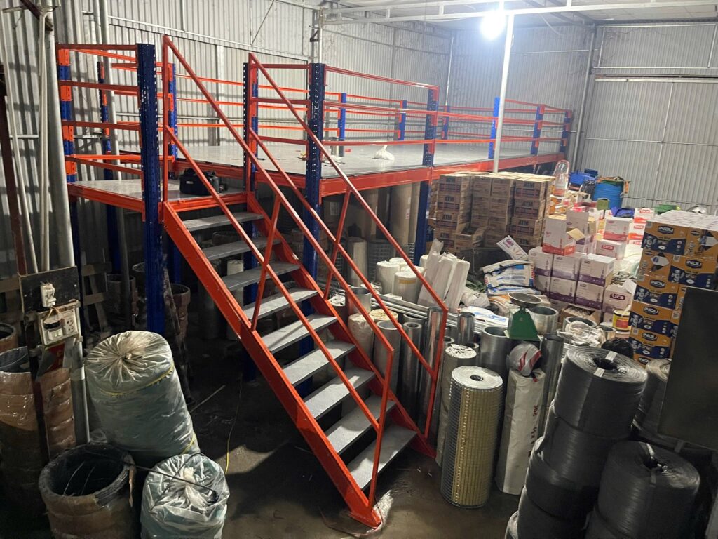 Kệ Sàn (Mezzanine Rack), Sàn Gác Lửng